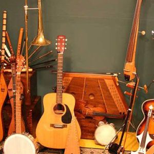 ساز و لوازم جانبی